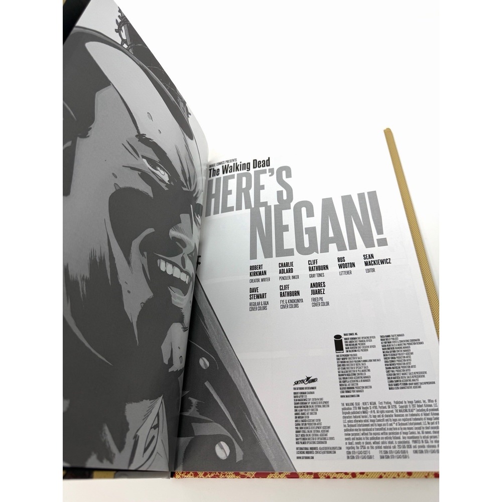 The Walking Dead Heres Negan Hardcover Graphic Novel Kirkman Image Comics Negan - Picture 6 of 8